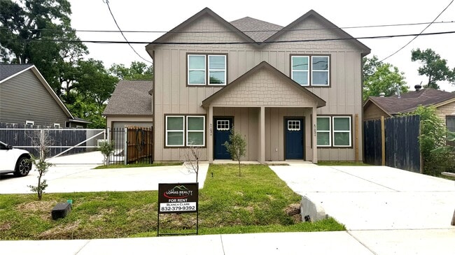 Photo - 7034 Smilax St Unit B