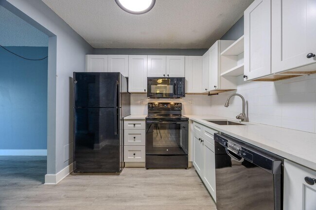 Photo - 9440 SW 8th St Unit 417