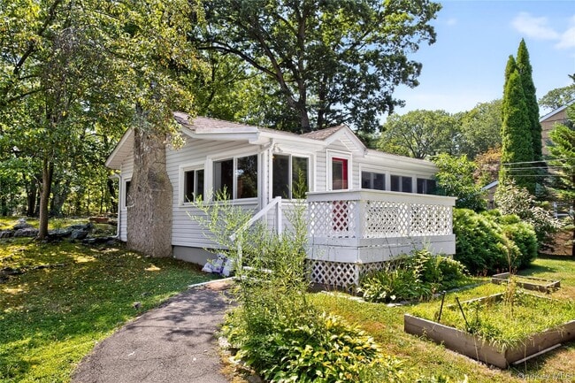 Building Photo - 14 Mountain Trail Rental