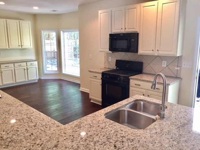 Photo - 390 Virginia Highlands