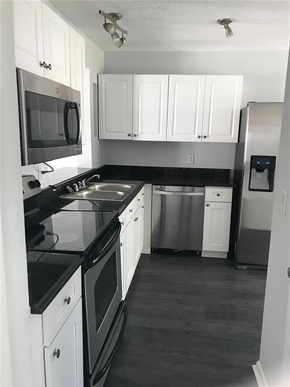 Photo - 11141 Essex Ridge Ct