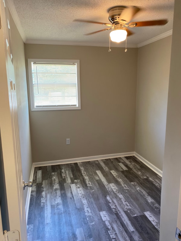 Photo - 132 Red Quill Wy