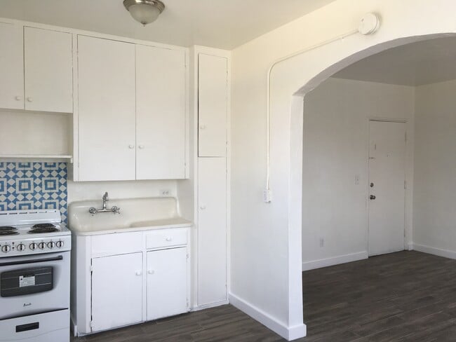 Kitchen Living - 240 NW 8th Ave Unit 1