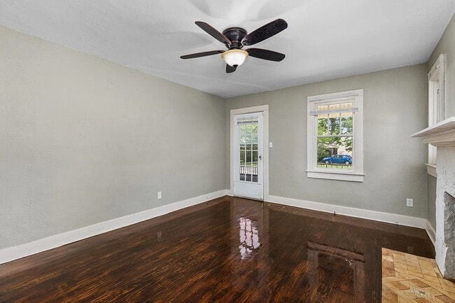 Photo - 202 Seymore Ave