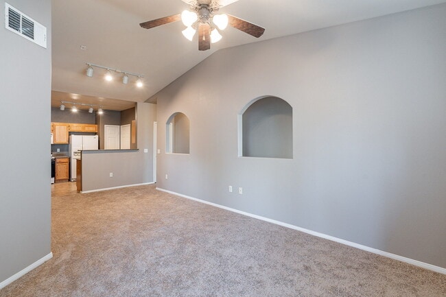 Photo - 10001 Peace Way