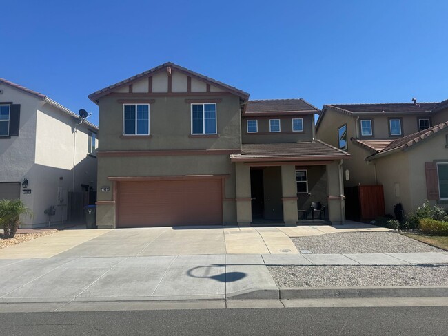 Building Photo - 1401 Jamboree Dr