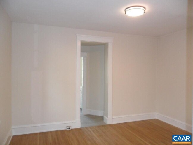 Photo - 1411 Gordon Ave