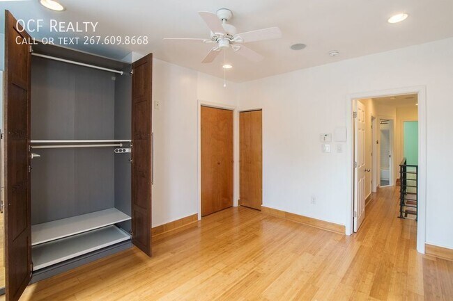 Photo - 1820 S Sartain St