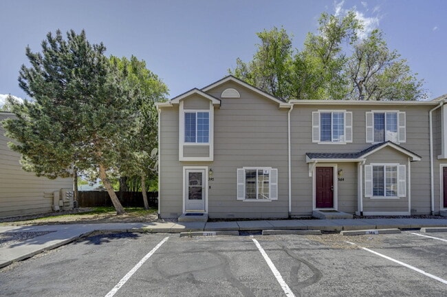 Building Photo - Charming 2-Story Home with Fireplace, Gara...