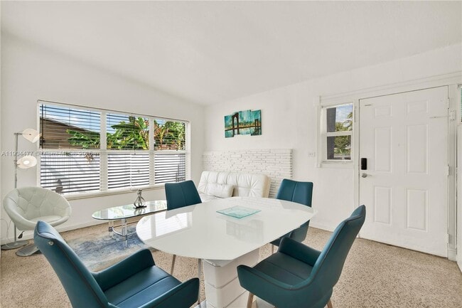 Photo - 1236 NE 109th St Unidad 1