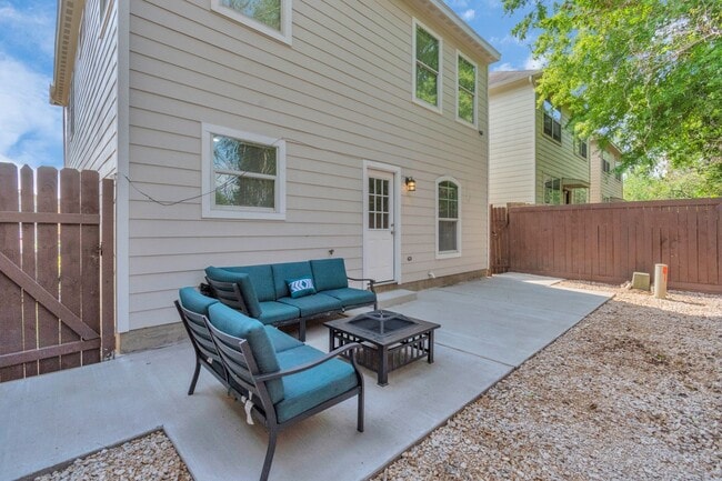 Photo - 5822 Santa Bernadetta