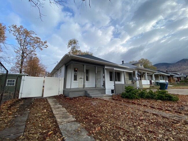Building Photo - 926 Binford St Unit 926 E. Binford St #2 Rental