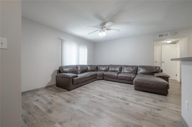 Photo - 9100 Dr M.L.K. Jr St N Unit 905