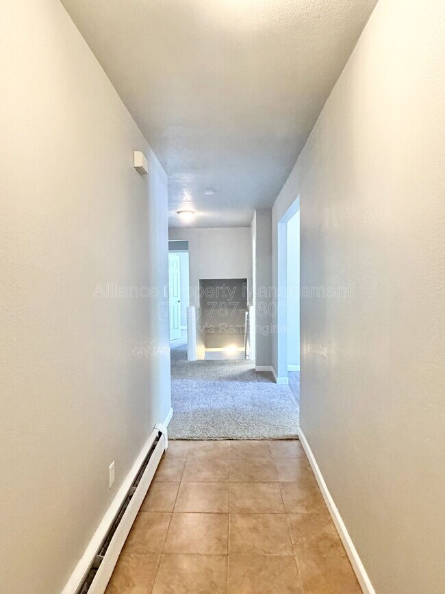 Photo - 2528 Tremont St