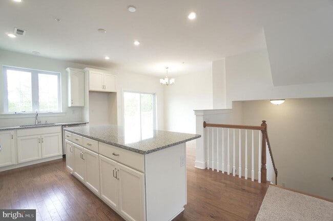 Photo - 114 Higher Rock Ct