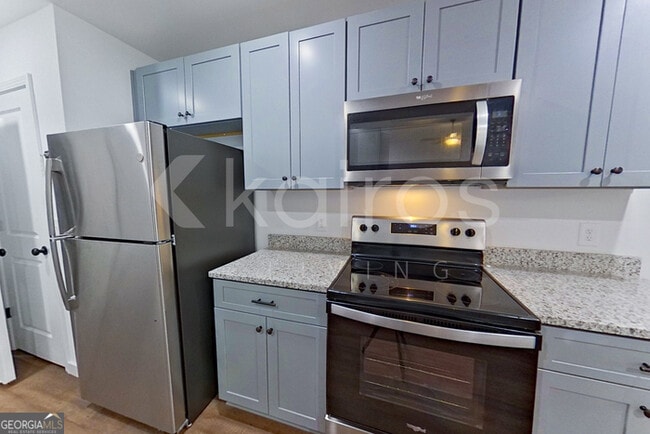 Photo - 142 Hughes Dr