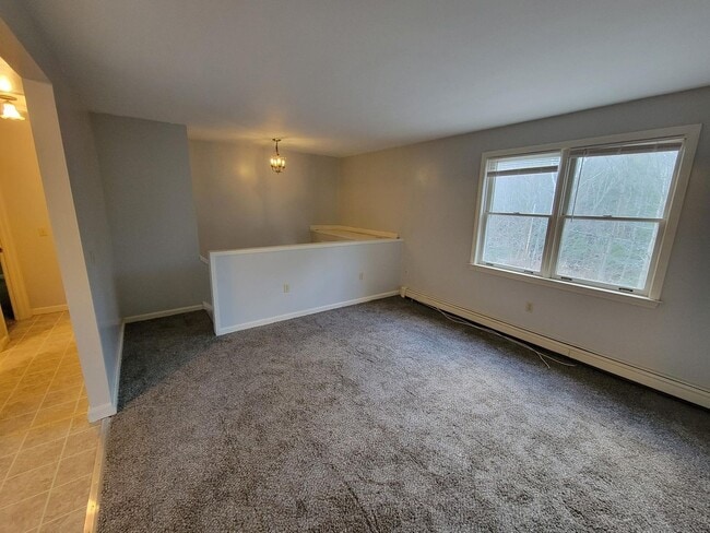 Photo - 95 Old County Rd N