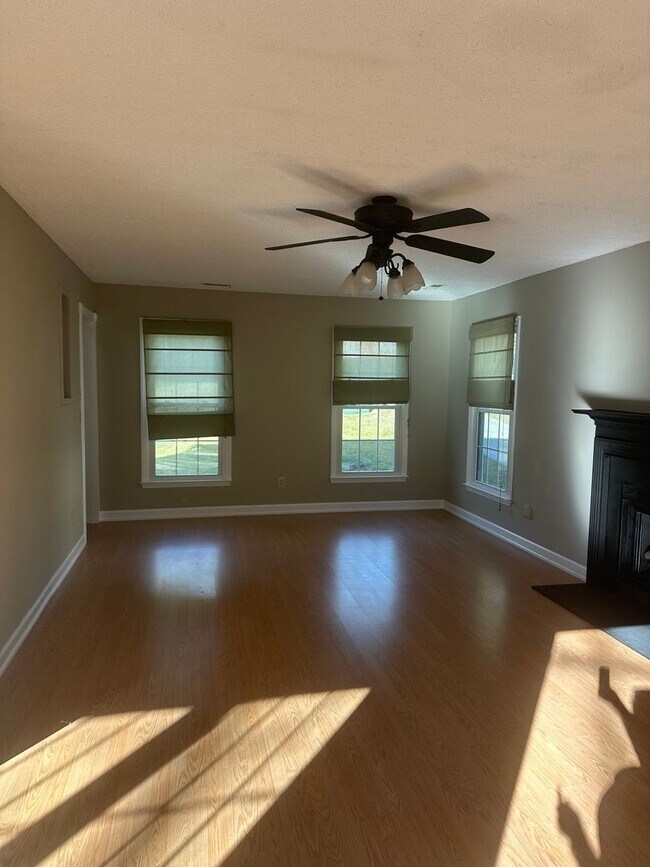 Photo - Gorgeous and very roomy 2-story home featu...