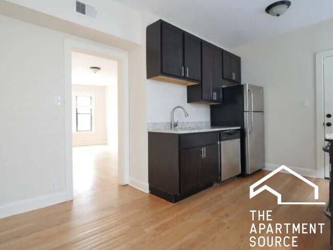 Photo - 4036 N Ashland Ave Apartments Unit S1