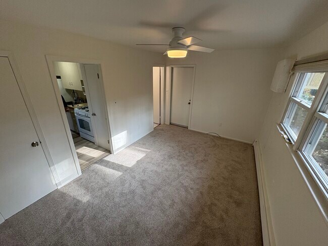 Photo - 23 Pilgrim Dr Unit 1