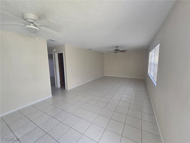 Photo - 3815 SE 15th Pl Unit 3