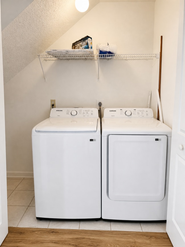 Photo - 4120 Silkbay Ct