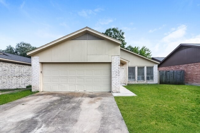 Building Photo - 1308 Wilson Dr