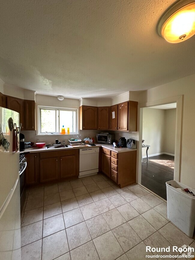 Building Photo - 19 Kippy Dr Unit 1 Rental