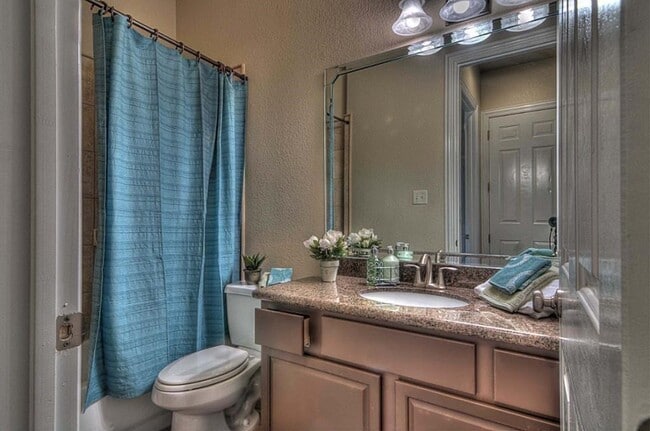 Photo - 3505 Jackson St