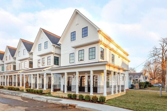 Building Photo - 500 Hobson Chapel Pl