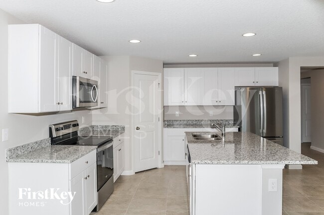 Photo - 437 Earhart Dr