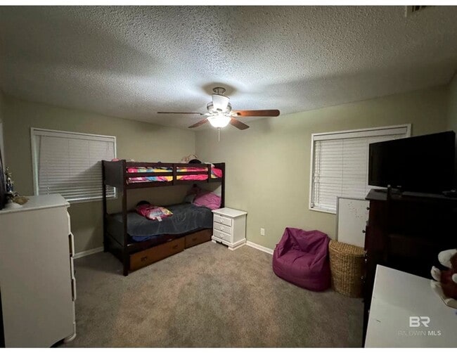 Photo - Charming 3 Bedroom 2 Bath in Berkshire Hills