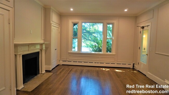 Building Photo - 1712 Beacon St Rental
