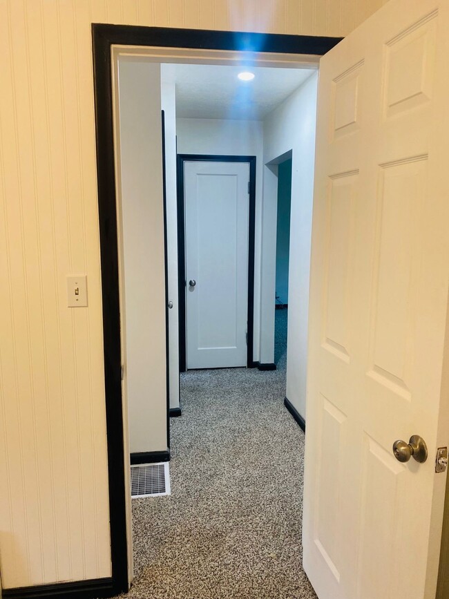 Photo - 3084 Harrison Blvd