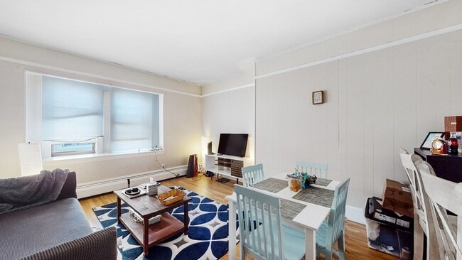 Photo - 289 Beacon St Unidad 9