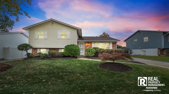 Photo - Lovely 4 BR/2.5 BA Split-level in Quite Ne...