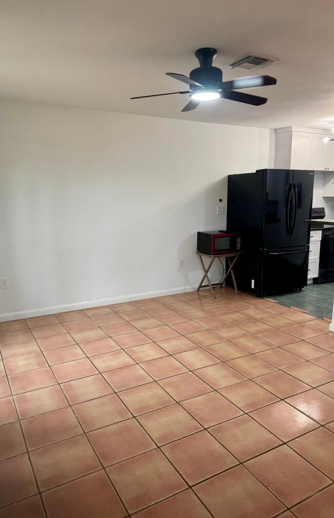 Photo - 3941 Tuskegee Dr