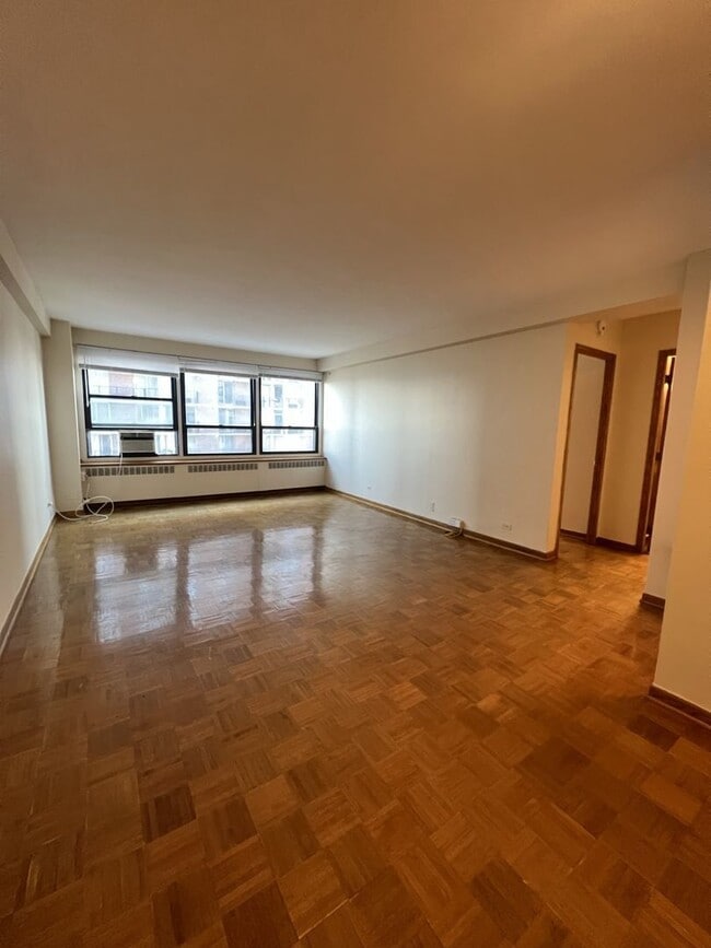 Photo - 4180 N Marine Dr Unidad 1003