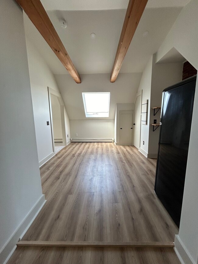 Photo - 332 Broadway Unidad 2