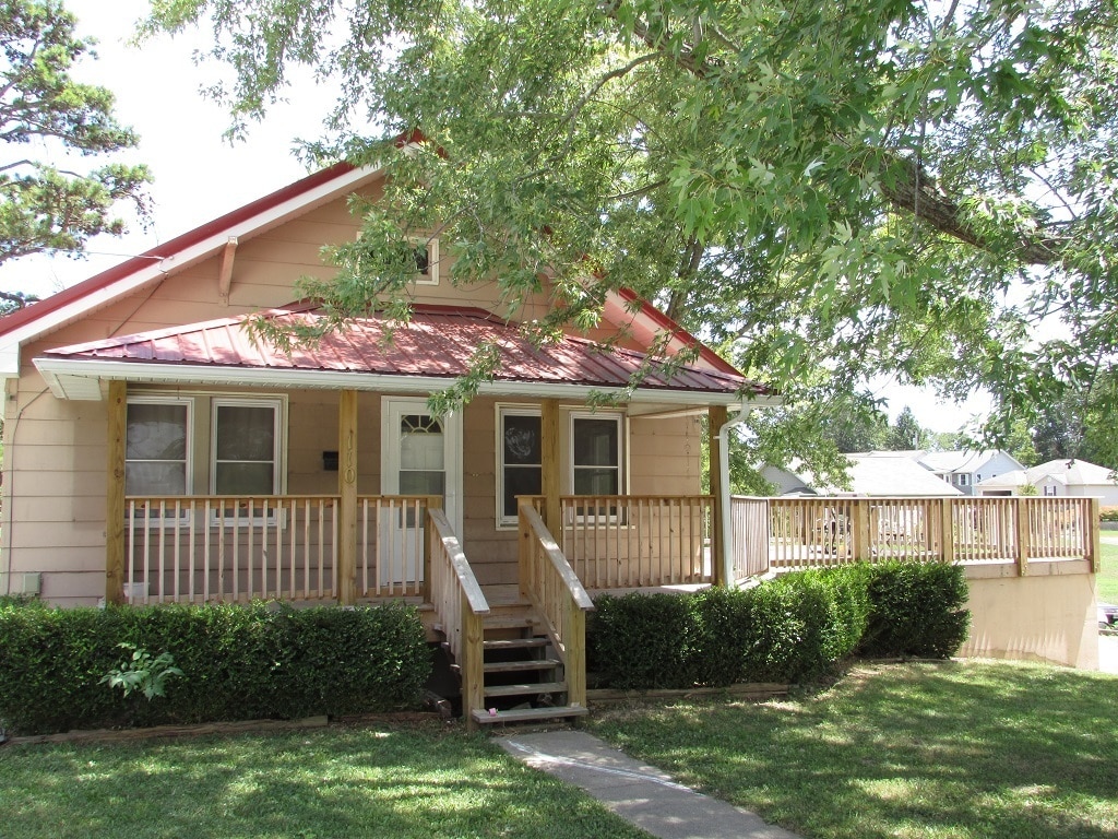 Photo - 110 N Walnut St