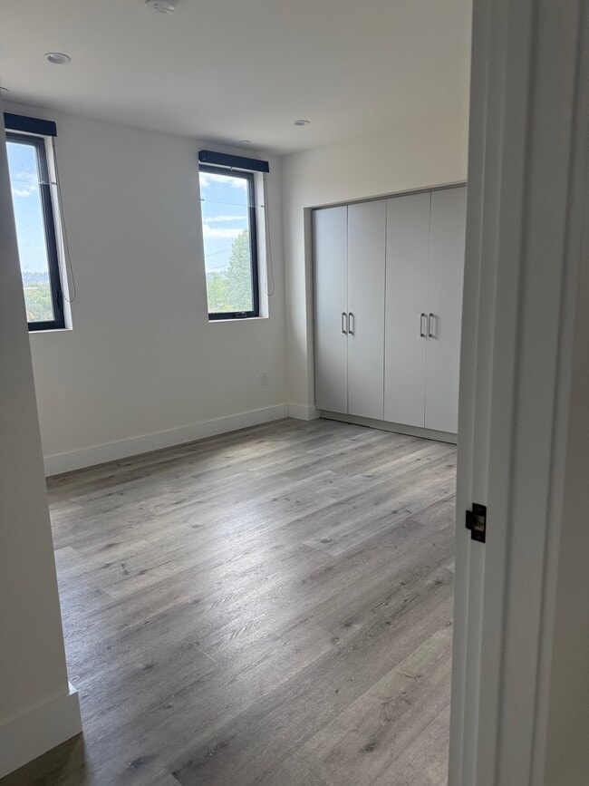 Photo - 5923 Laurel Canyon Blvd Unit 400