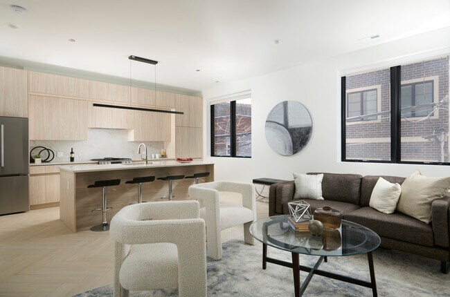 Photo - 1500 N Wieland St