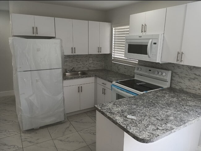 Photo - 1590 NW 123rd St