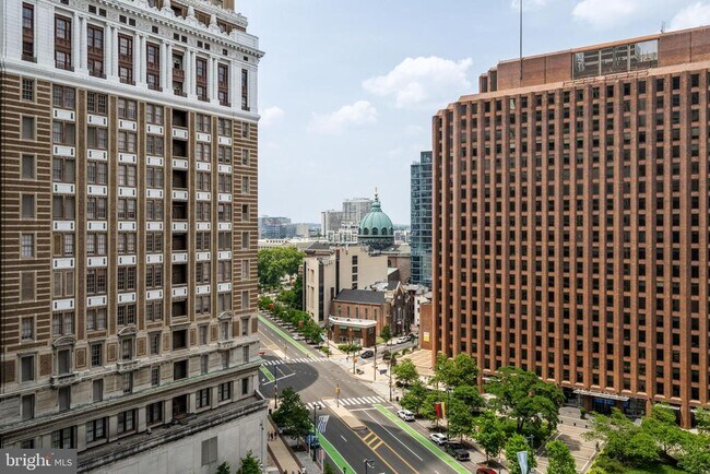 Building Photo - 1600 Arch St Unit 1113