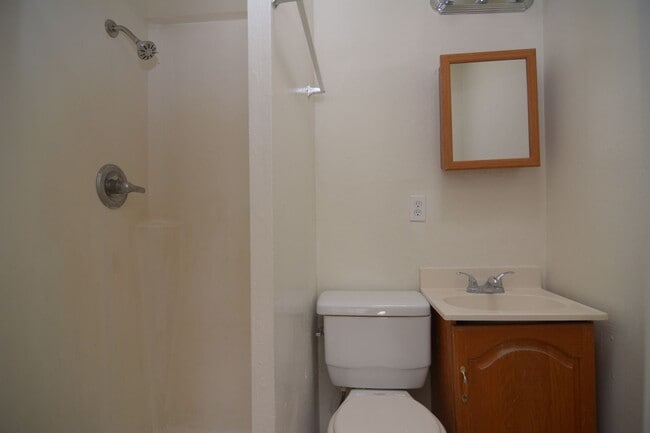 Photo - Nice Charming Studio! Close to the UofA!