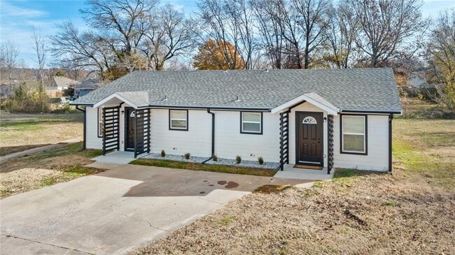 Photo - 302 Trailside Ter