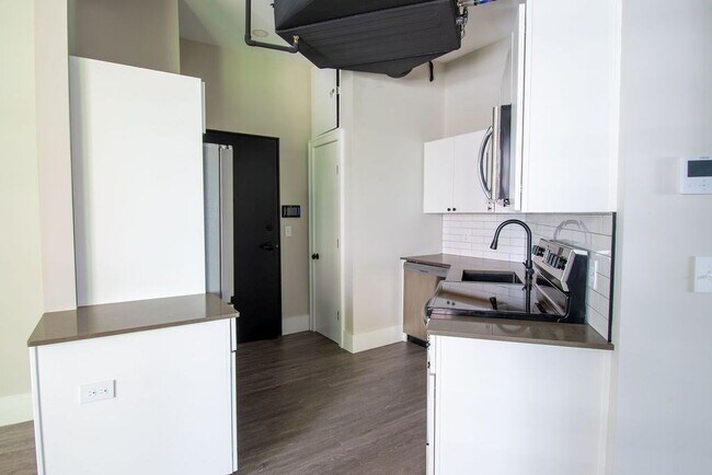 Photo - 409 Main St Unit 3B