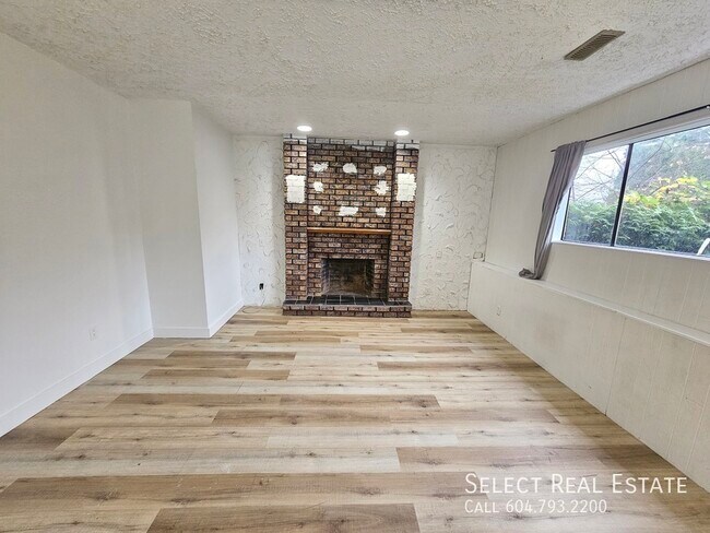 Photo - 13454 Crestview Dr