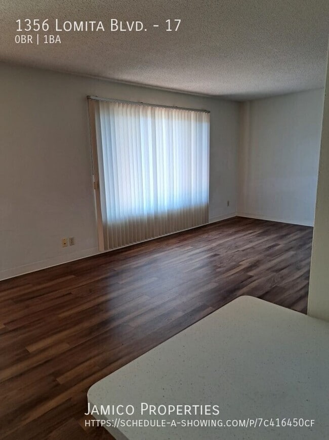 Photo - 1356 Lomita Blvd Unidad 17