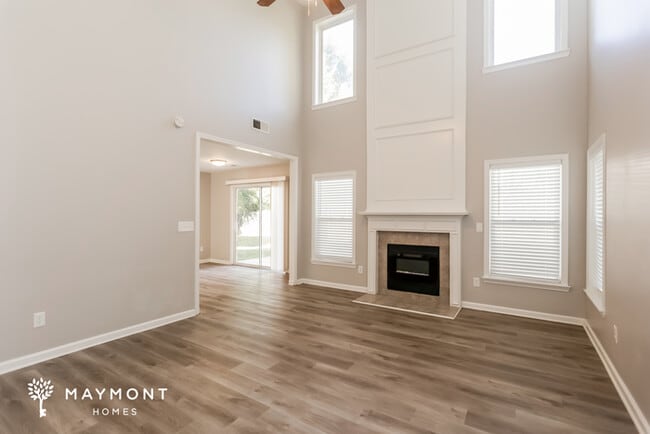 Photo - 4364 Walforde Blvd